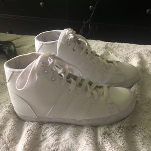 Adidas white women’s neo cloud foam